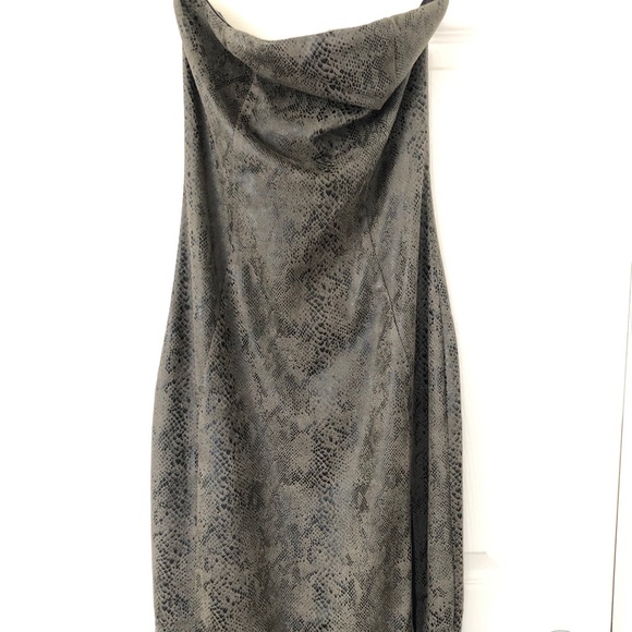 ByEgris snake skin dress with thigh slit - Picture 4 of 4